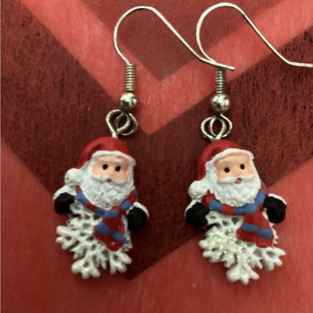 Christmas Bundle of Earrings and Pins (4 pairs)